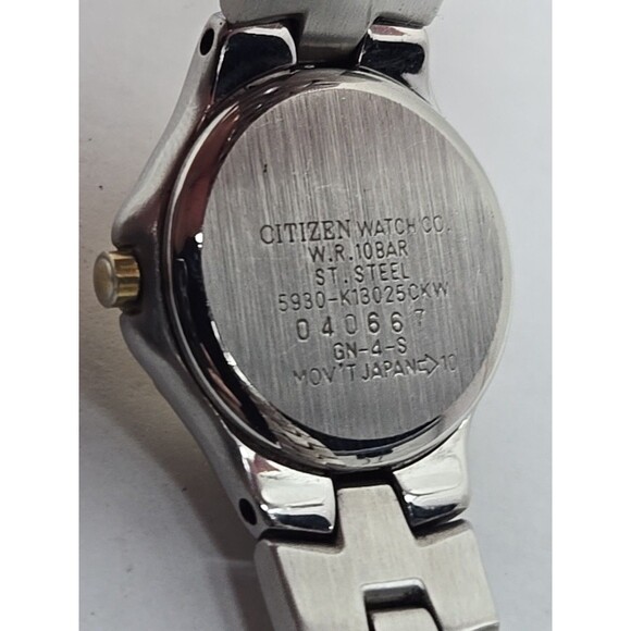 Citizen Quartz WR100 Two Tone Womens Watch 5930 New Battery Stainless Steel - Picture 11 of 11